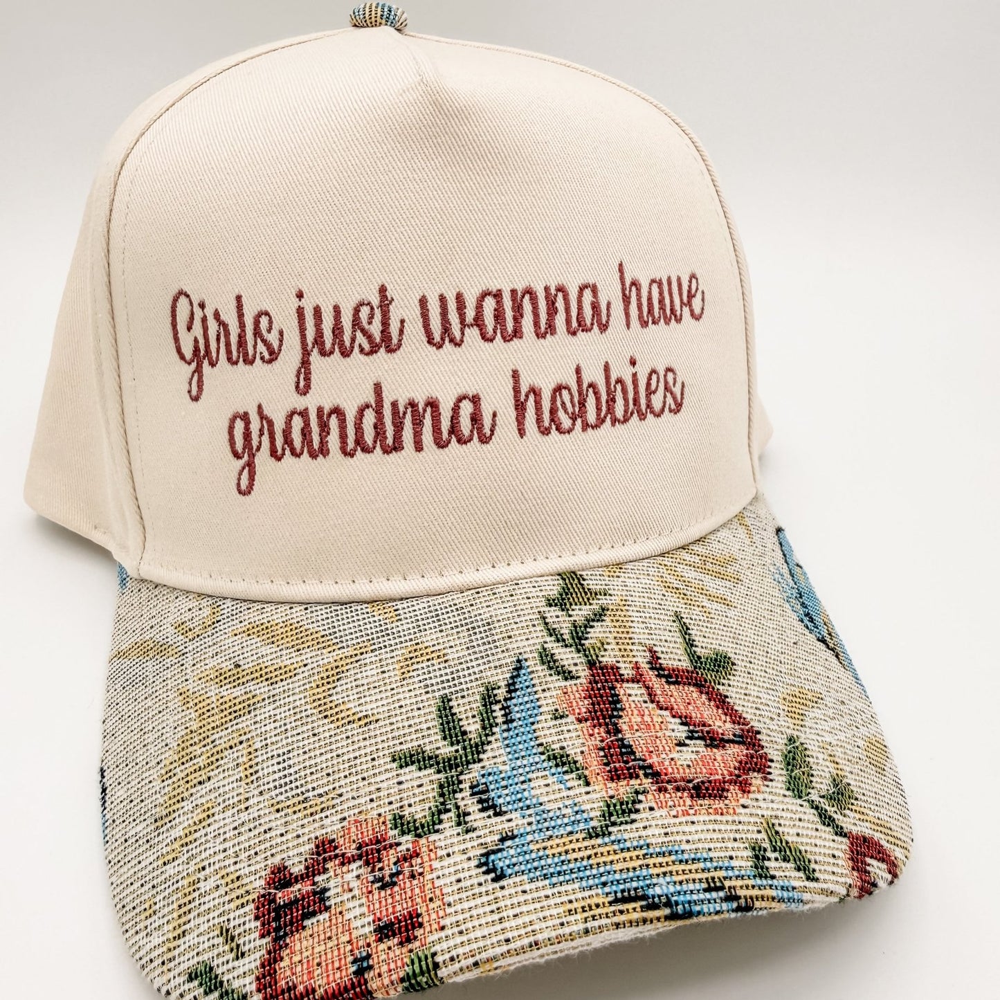 Girls just wanna have grandma hobbies - Hat