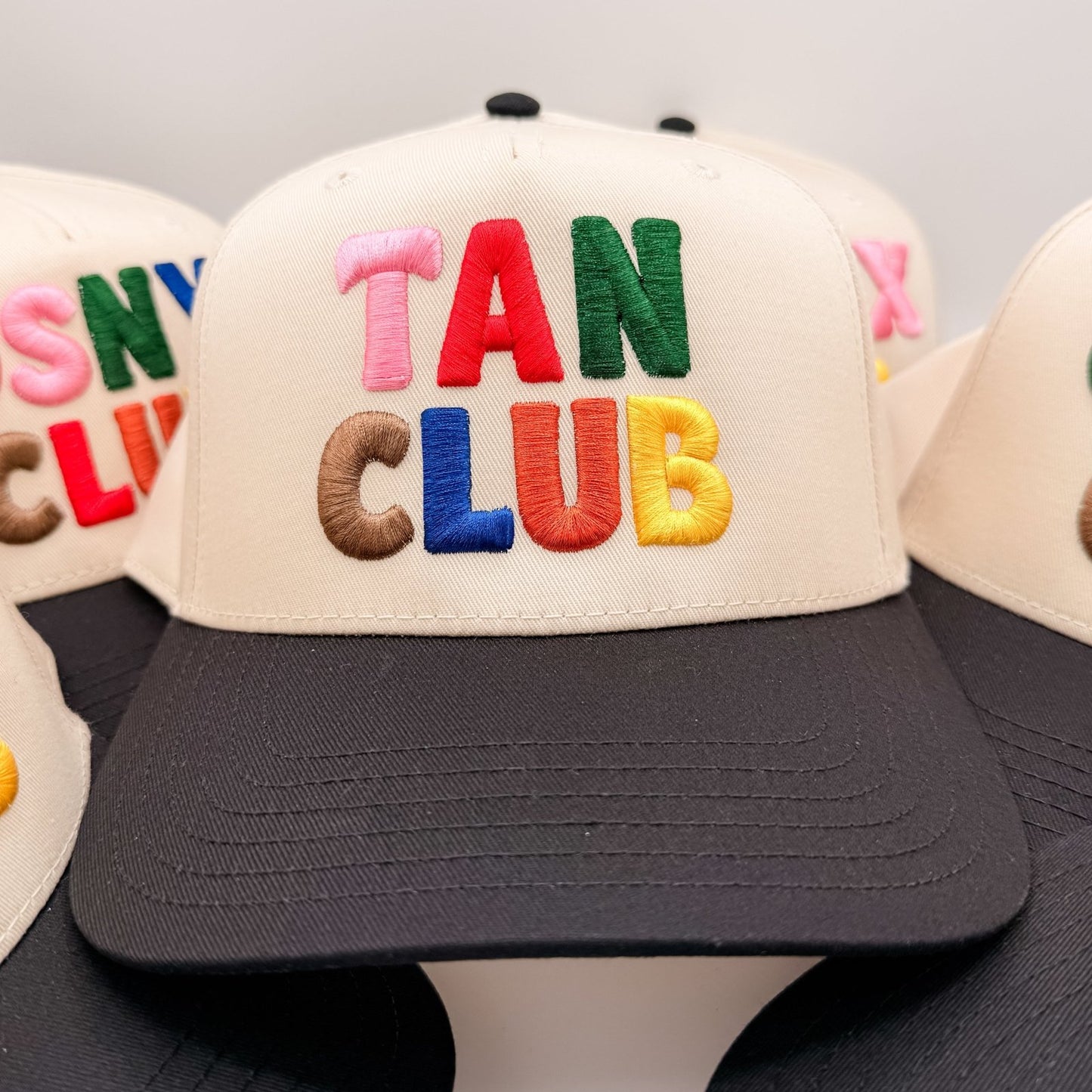 TAN CLUB - Trucker Hat